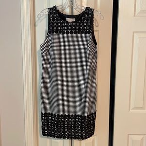 NWT Michael Kors black/white shift Size 6